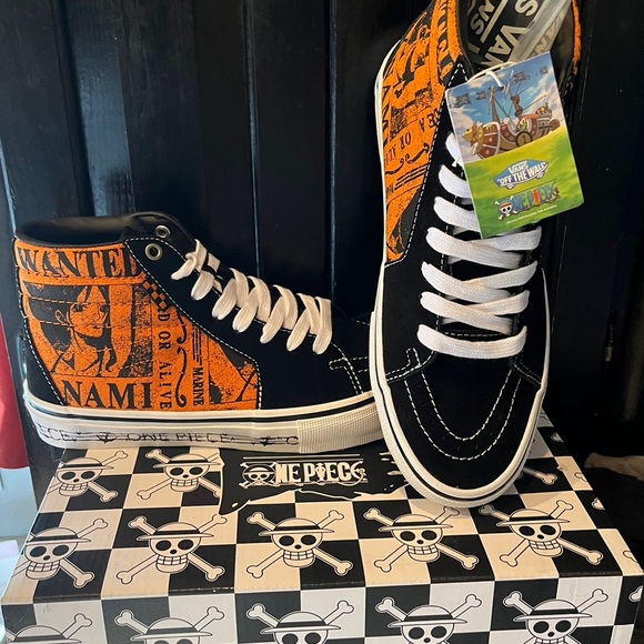 **SPECIAL EDITION VANS* One Piece Wanted Nami Ora Vans Sk8 -Hi top Sneakers - Picture 2 of 5